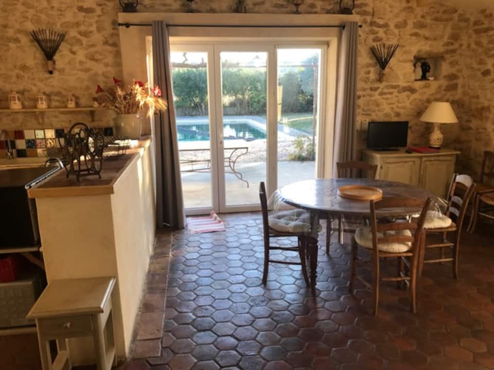 Le Gîte de Florentin Gîte indépendant avec jardin et vue sur piscine – Le Florentin
